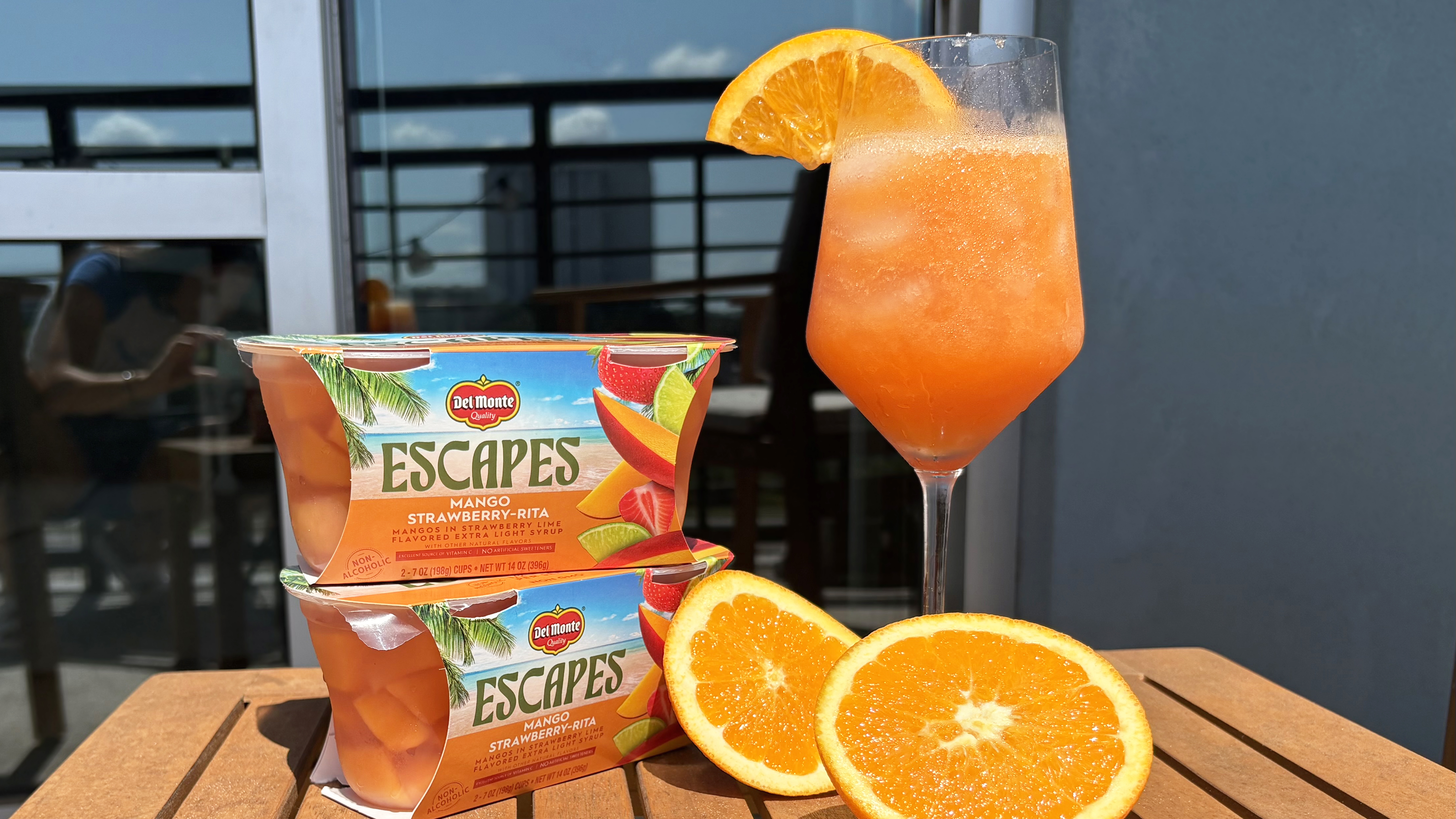 Mango Strawberry Spritz